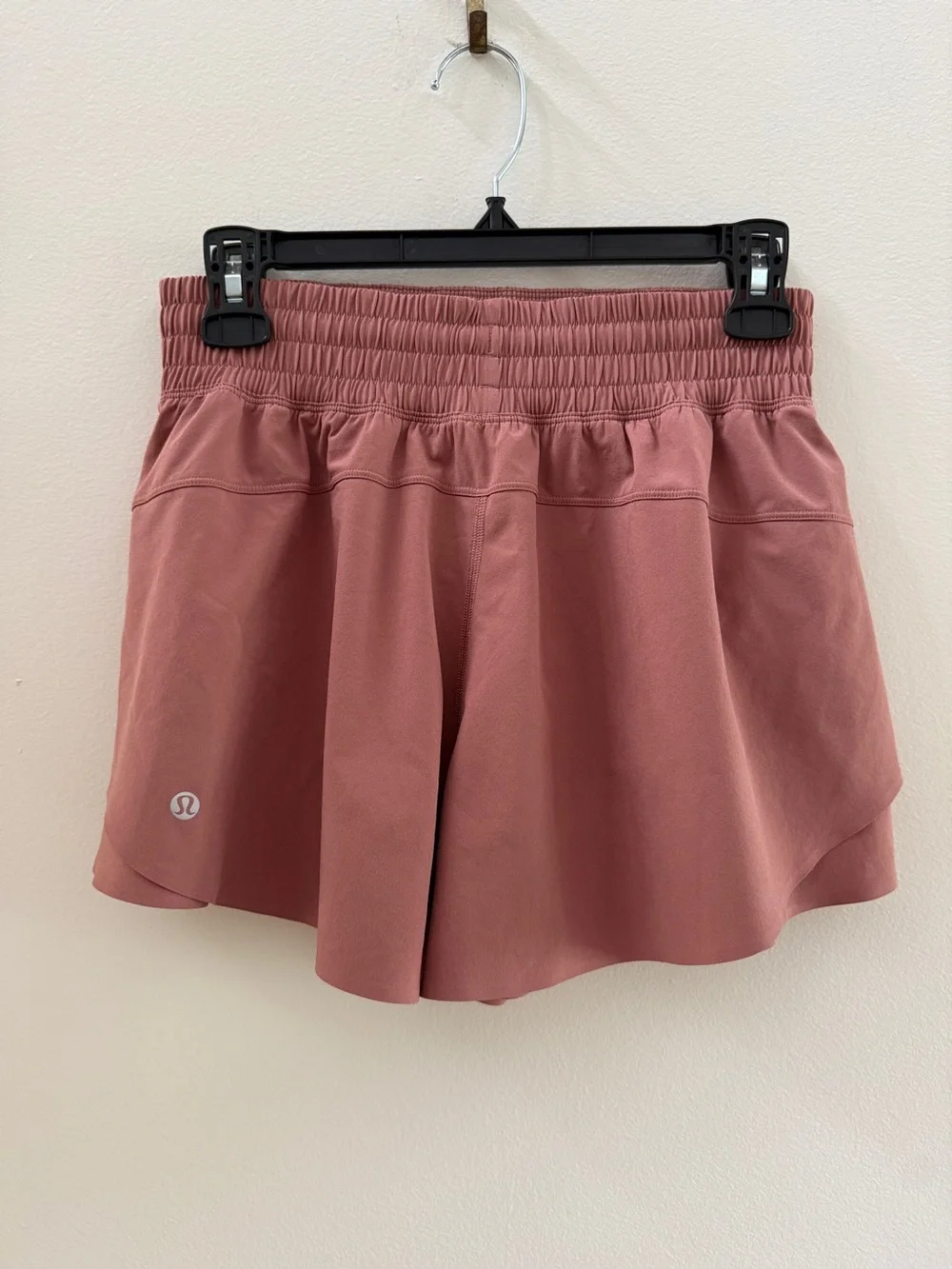 LULULEMON Shake It Out High Rise Shorts 2.5